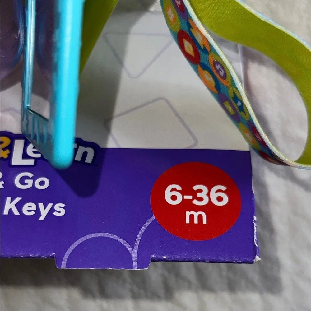 Fisher-Price Colorful Play & Go Keys